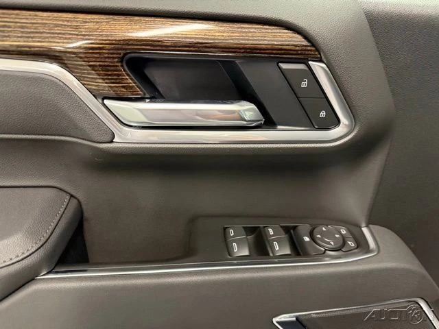 2026 GMC Sierra 5th Gen - Image 14 of 21