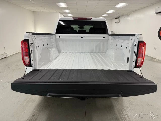 2026 GMC Sierra 5th Gen - Image 8 of 21