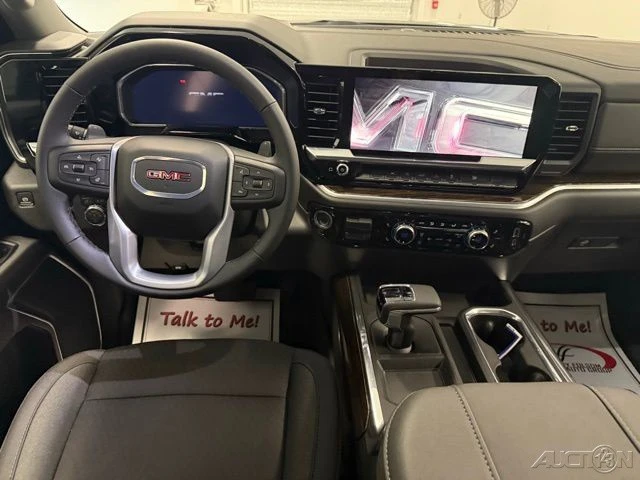 2026 GMC Sierra 5th Gen - Image 18 of 21