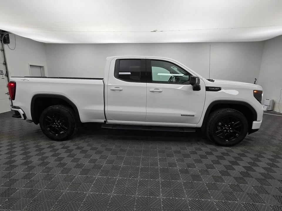 2026 GMC Sierra 5th Gen - Image 10 of 12