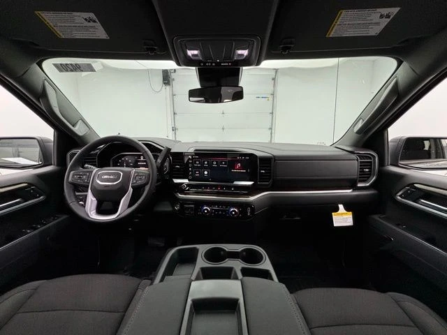 2026 GMC Sierra 5th Gen - Image 2 of 12