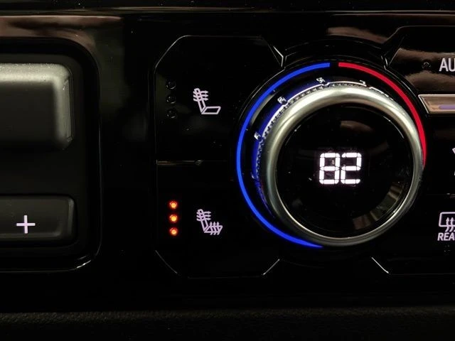 2026 GMC Sierra 5th Gen - Image 4 of 12