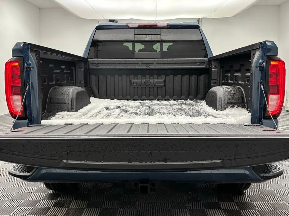 2026 GMC Sierra 5th Gen - Image 9 of 12