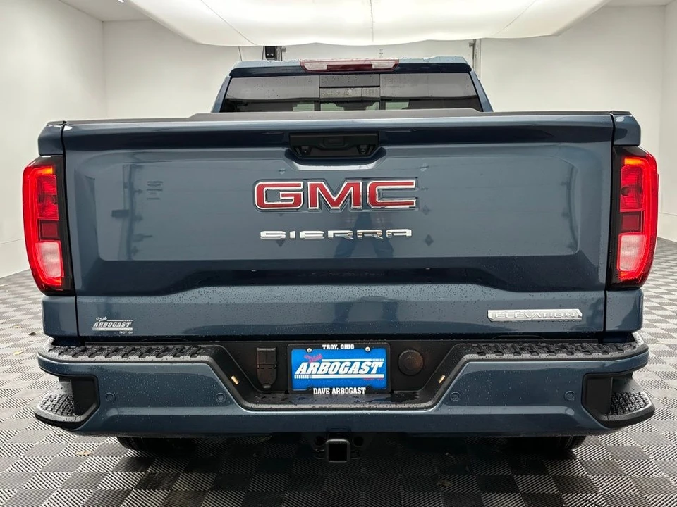 2026 GMC Sierra 5th Gen - Image 8 of 12