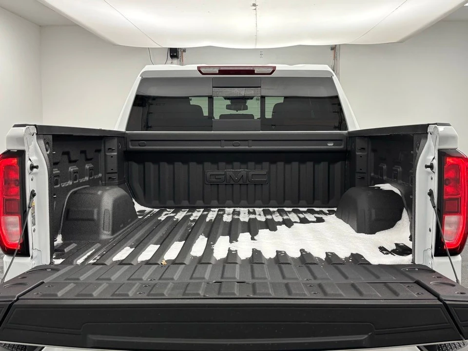 2026 GMC Sierra 5th Gen - Image 8 of 12