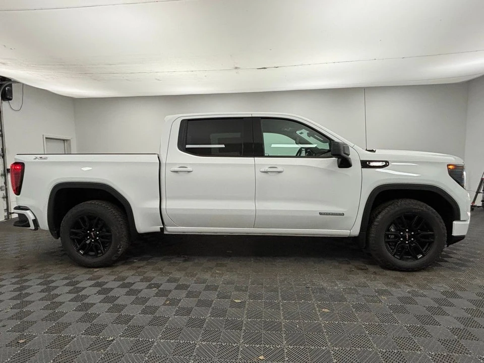 2026 GMC Sierra 5th Gen - Image 5 of 12