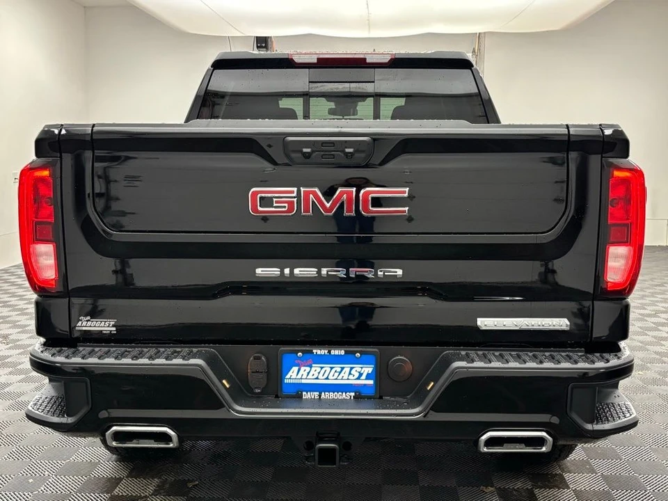 2026 GMC Sierra 5th Gen - Image 7 of 12