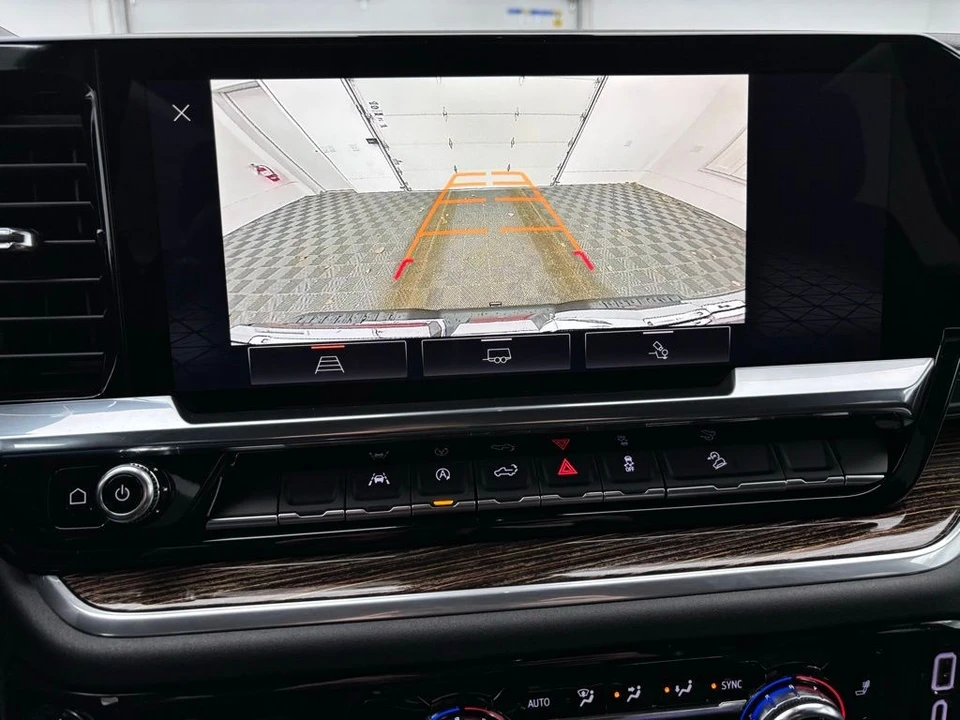 2026 GMC Sierra 5th Gen - Image 3 of 12