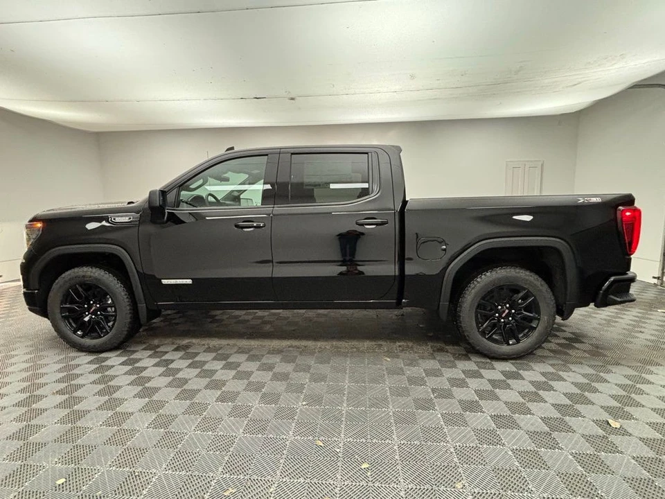 2026 GMC Sierra 5th Gen - Image 10 of 12