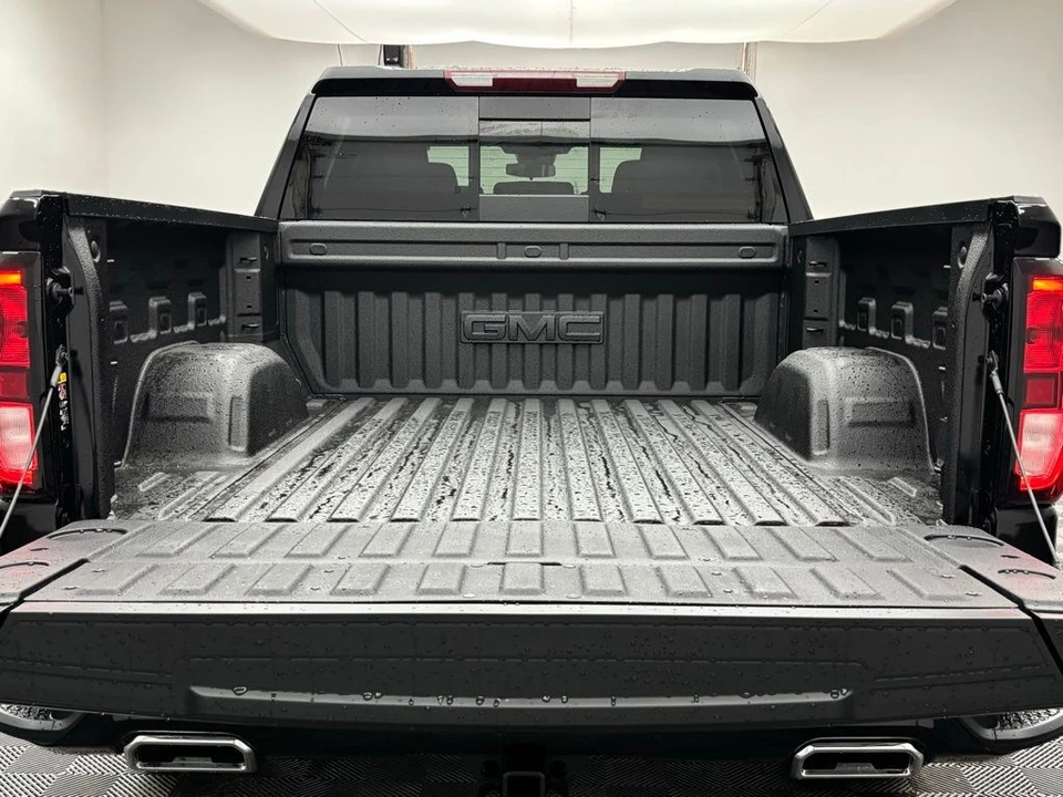 2026 GMC Sierra 5th Gen - Image 8 of 12