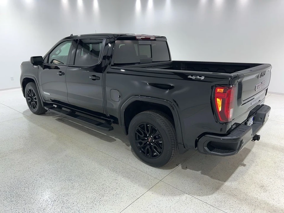 2026 GMC Sierra 5th Gen - Image 2 of 21