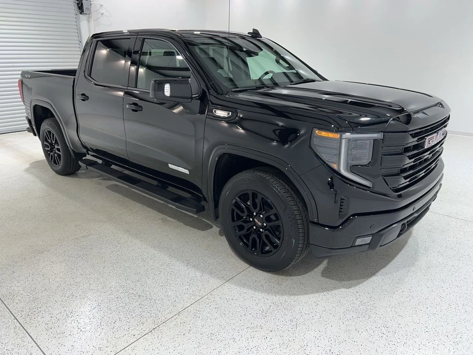 2026 GMC Sierra 5th Gen - Image 6 of 21