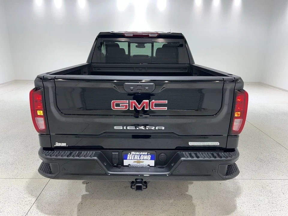 2026 GMC Sierra 5th Gen - Image 3 of 21