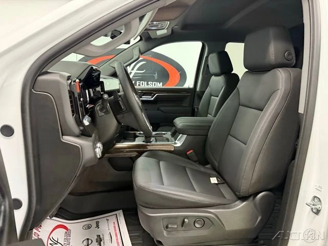 2026 GMC Sierra 5th Gen - Image 11 of 12