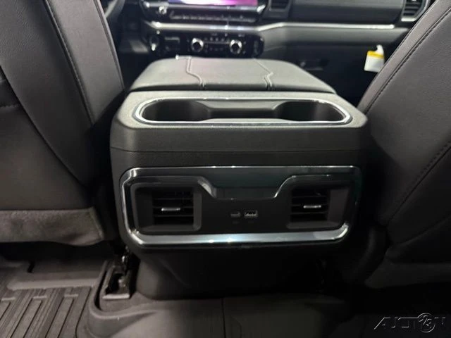 2026 GMC Sierra 5th Gen - Image 17 of 21