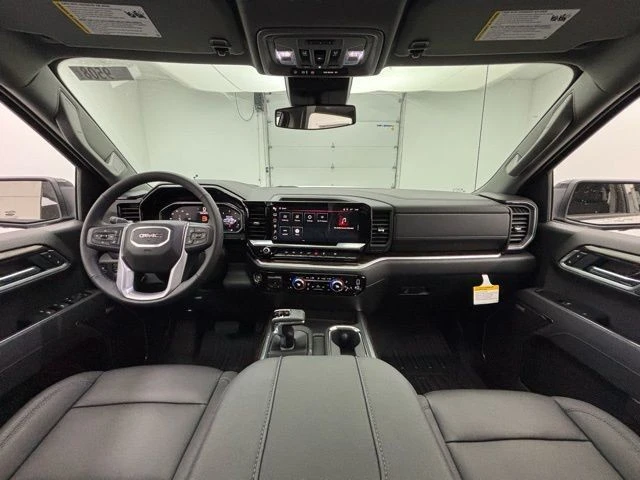 2026 GMC Sierra 5th Gen - Image 2 of 12