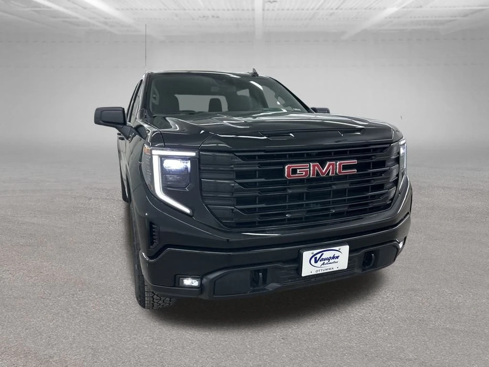 2026 GMC Sierra 5th Gen - Image 2 of 12