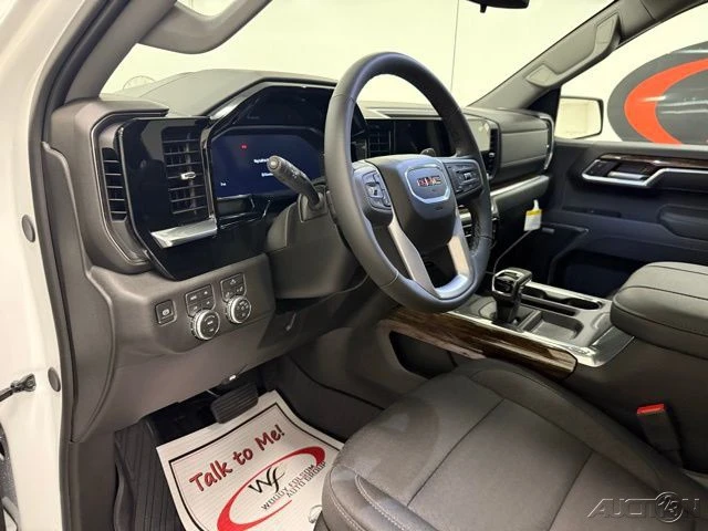 2026 GMC Sierra 5th Gen - Image 11 of 12