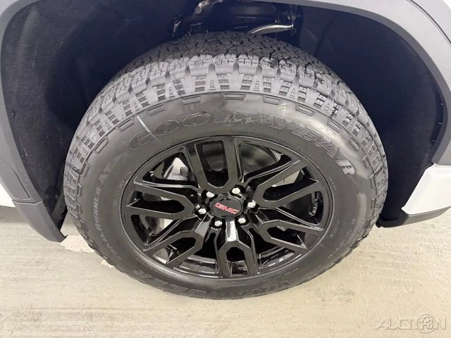 2026 GMC Sierra 5th Gen - Image 4 of 12