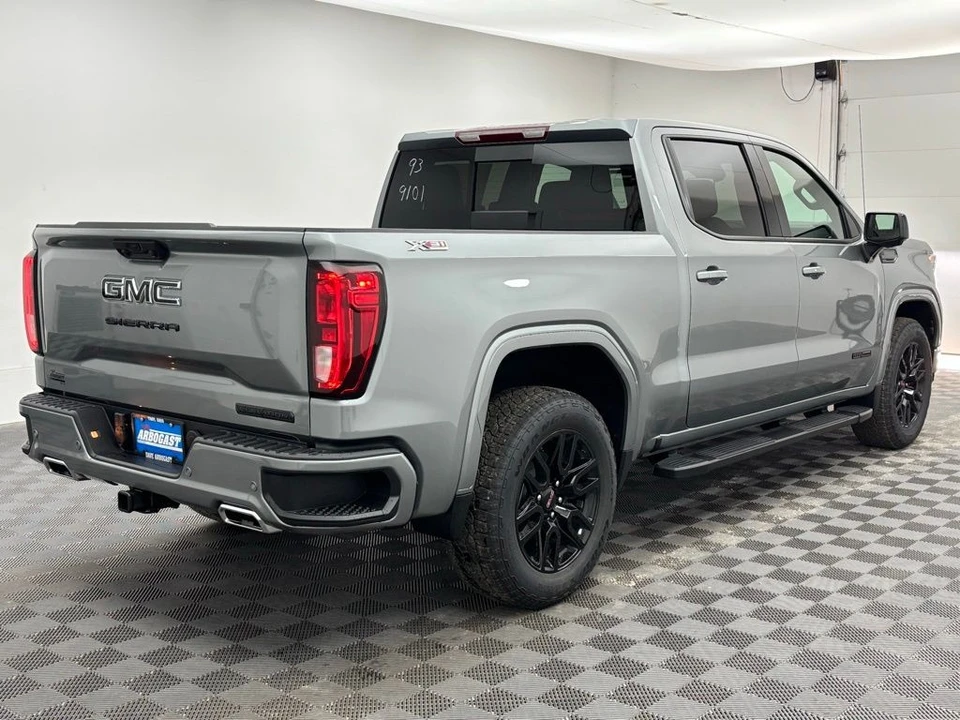 2026 GMC Sierra 5th Gen - Image 8 of 12