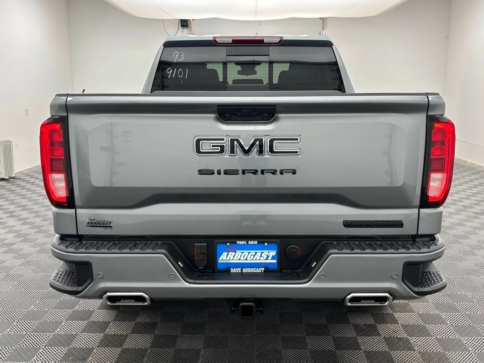2026 GMC Sierra 5th Gen - Image 9 of 12