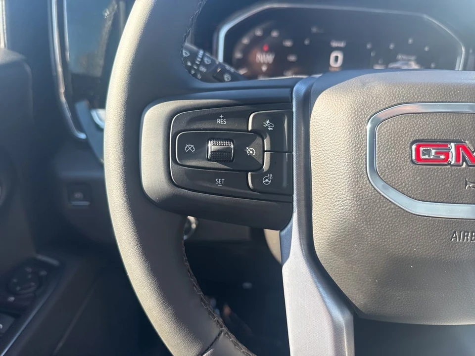 2026 GMC Sierra 5th Gen - Image 16 of 21