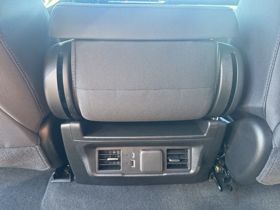 2026 GMC Sierra 5th Gen - Image 13 of 21