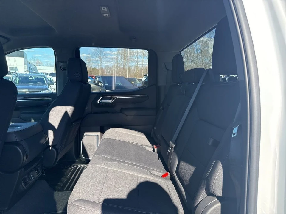 2026 GMC Sierra 5th Gen - Image 12 of 12