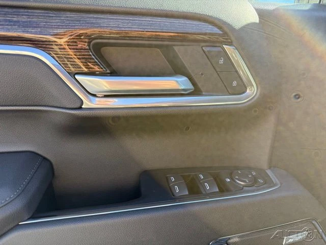 2026 GMC Sierra 5th Gen - Image 14 of 20