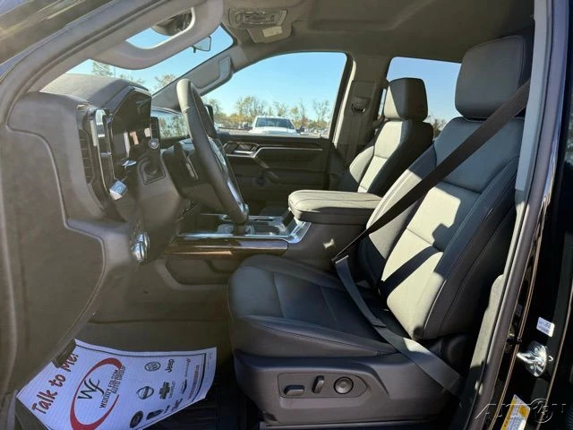 2026 GMC Sierra 5th Gen - Image 11 of 20