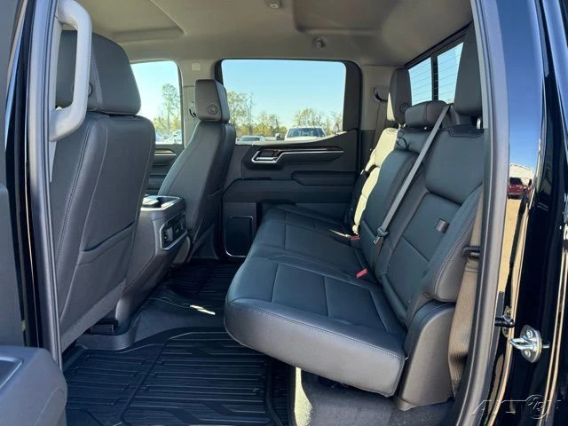 2026 GMC Sierra 5th Gen - Image 16 of 20