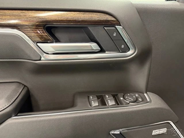 2026 GMC Sierra 5th Gen - Image 14 of 21