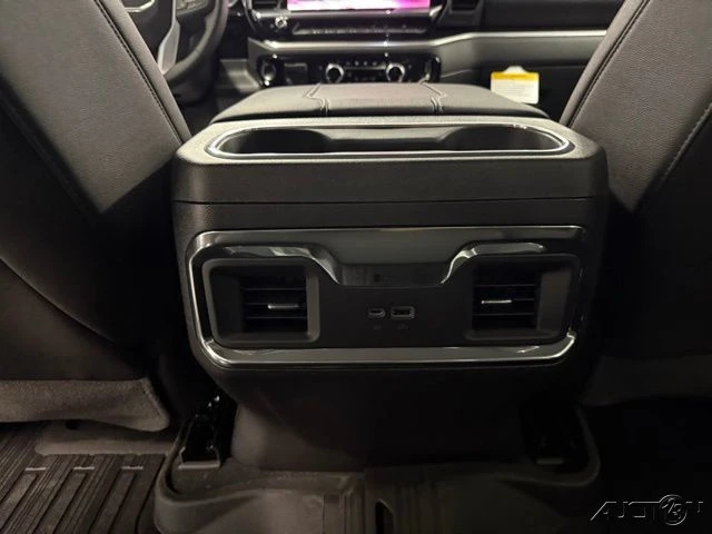 2026 GMC Sierra 5th Gen - Image 17 of 21