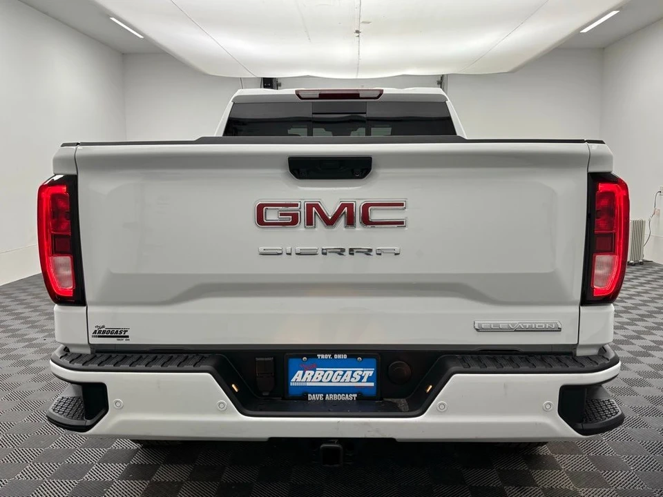 2026 GMC Sierra 5th Gen - Image 8 of 12