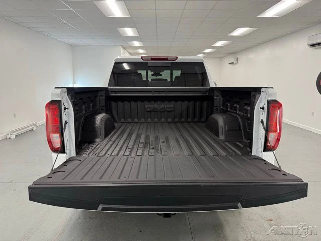 2026 GMC Sierra 5th Gen - Image 8 of 21