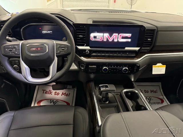 2026 GMC Sierra 5th Gen - Image 19 of 21