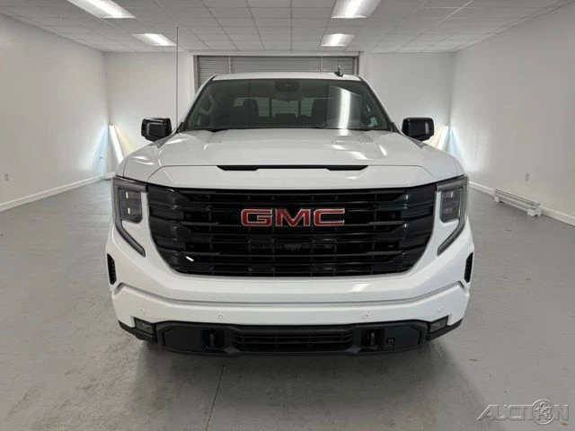 2026 GMC Sierra 5th Gen - Image 2 of 21
