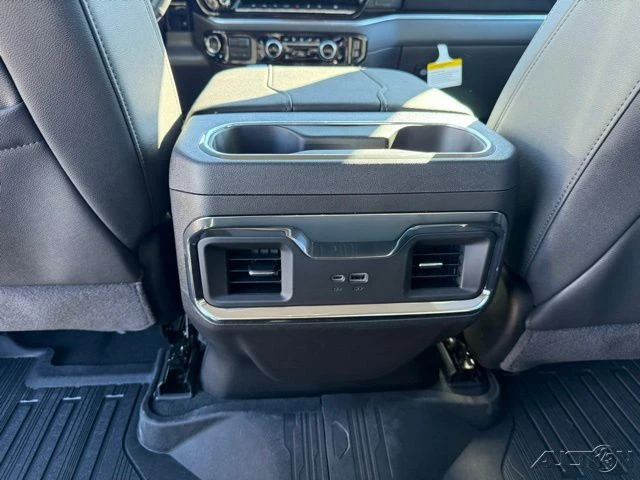 2026 GMC Sierra 5th Gen - Image 17 of 21