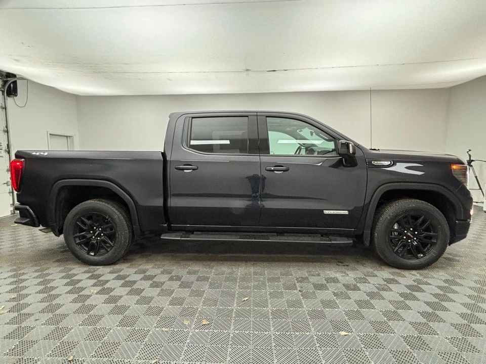 2026 GMC Sierra 5th Gen - Image 6 of 12