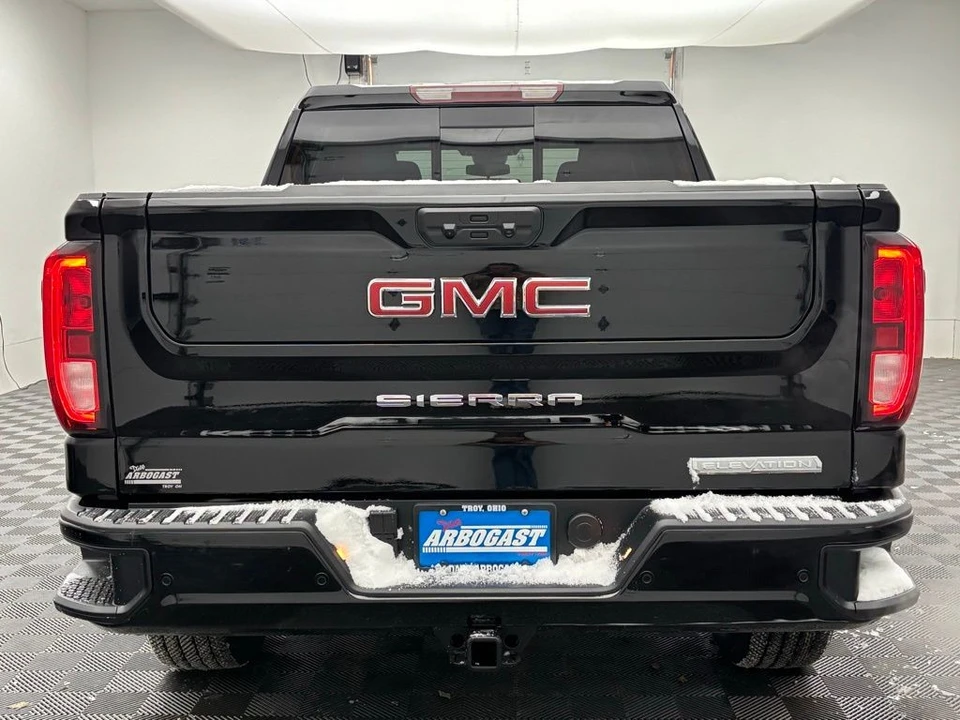 2026 GMC Sierra 5th Gen - Image 7 of 12