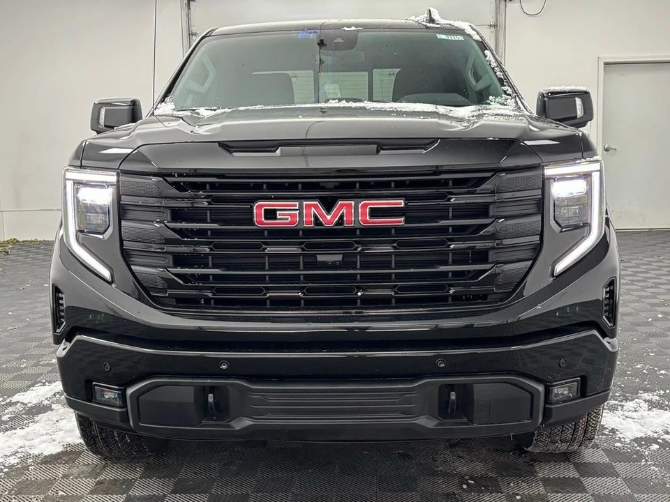 2026 GMC Sierra 5th Gen - Image 11 of 12