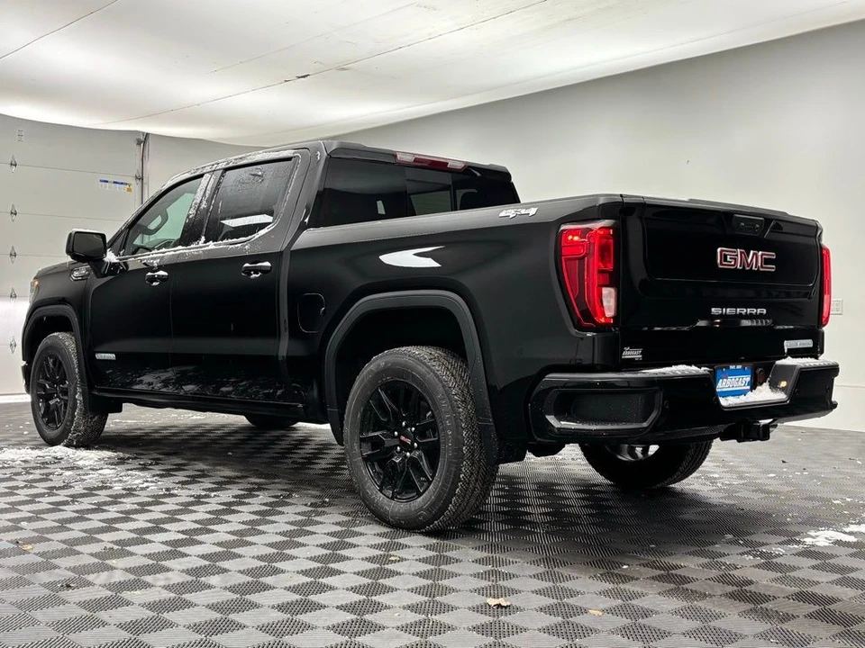 2026 GMC Sierra 5th Gen - Image 8 of 12
