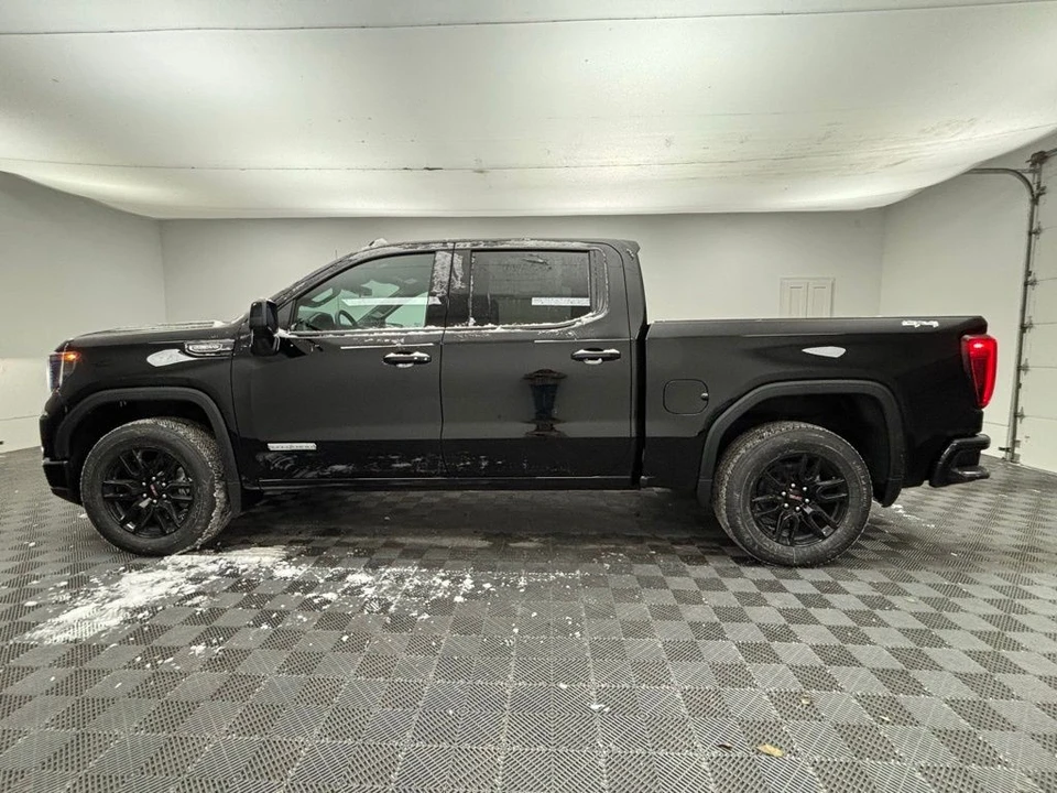 2026 GMC Sierra 5th Gen - Image 9 of 12
