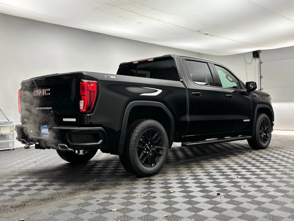 2026 GMC Sierra 5th Gen - Image 7 of 12