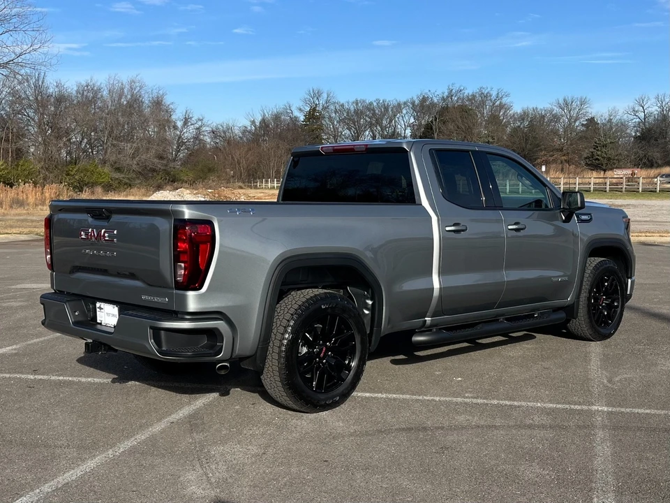 2026 GMC Sierra 5th Gen - Image 3 of 12