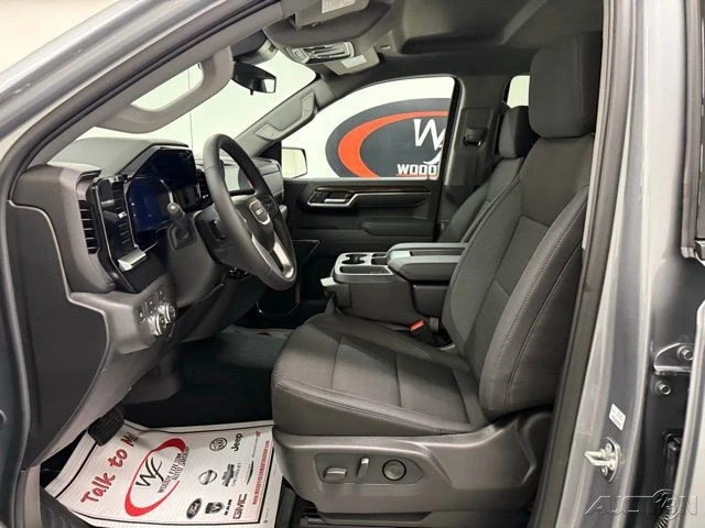 2026 GMC Sierra 5th Gen - Image 9 of 12