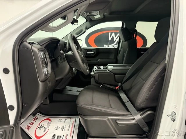 2026 GMC Sierra 5th Gen - Image 9 of 12