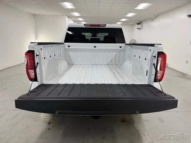 2026 GMC Sierra 5th Gen - Image 8 of 12