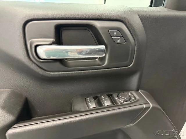 2026 GMC Sierra 5th Gen - Image 14 of 21