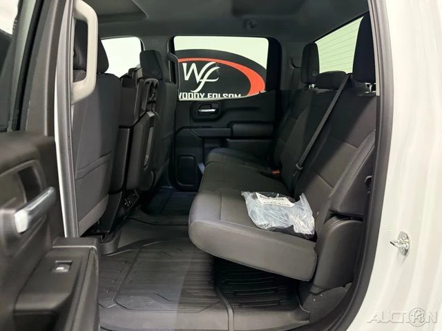 2026 GMC Sierra 5th Gen - Image 15 of 20